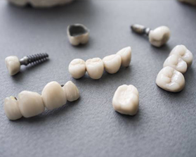 Individual dental implant with crowns